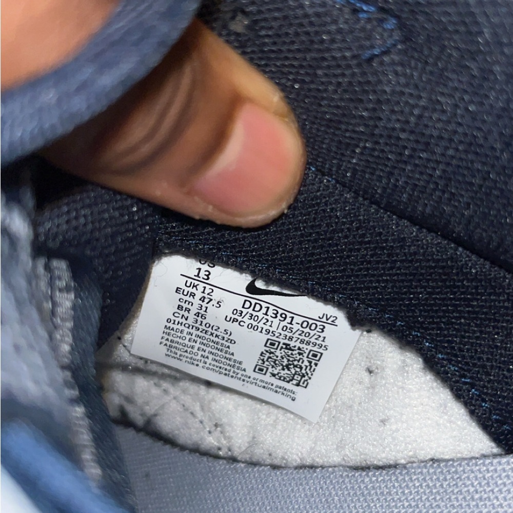 Size 13 - Nike Dunk Low Georgetown - Picture 5 of 6